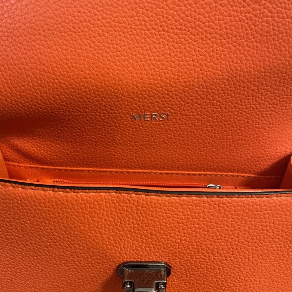 Mersi Ruby Studded Crossbody With 2 Straps - Orange - NWT - Picture 11 of 12